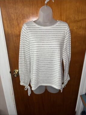 a.n.a Striped Long Sleeve Top in White and Light Gray with Tie Cuffs